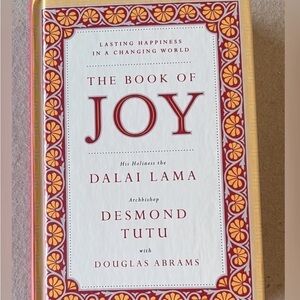 THE BOOK OF JOY - DALAI LAMA - DESMOND TUTU
with
DOUGLAS ABRAMS
